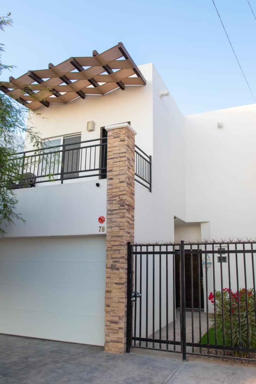 Rocky Point Beach House. Exterior photo